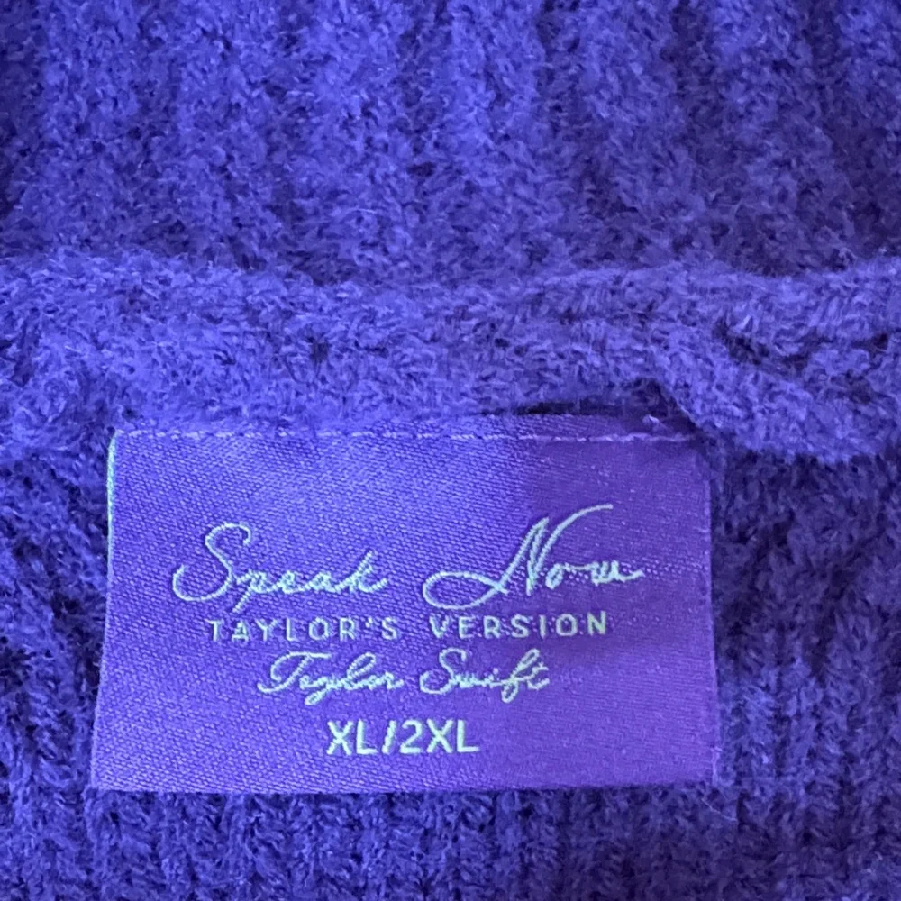 Taylor Swift Speak Now Deep Purple Cardigan with Star Accents XL/2XL - Picture 2 of 4